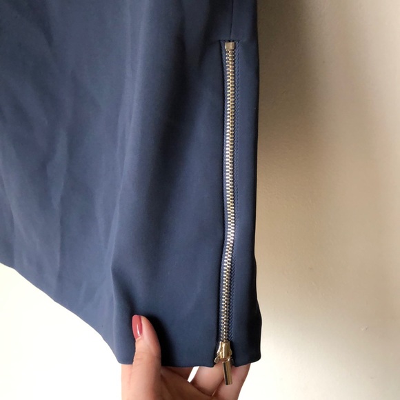 Ann Taylor Blue Blouse - Picture 2 of 4